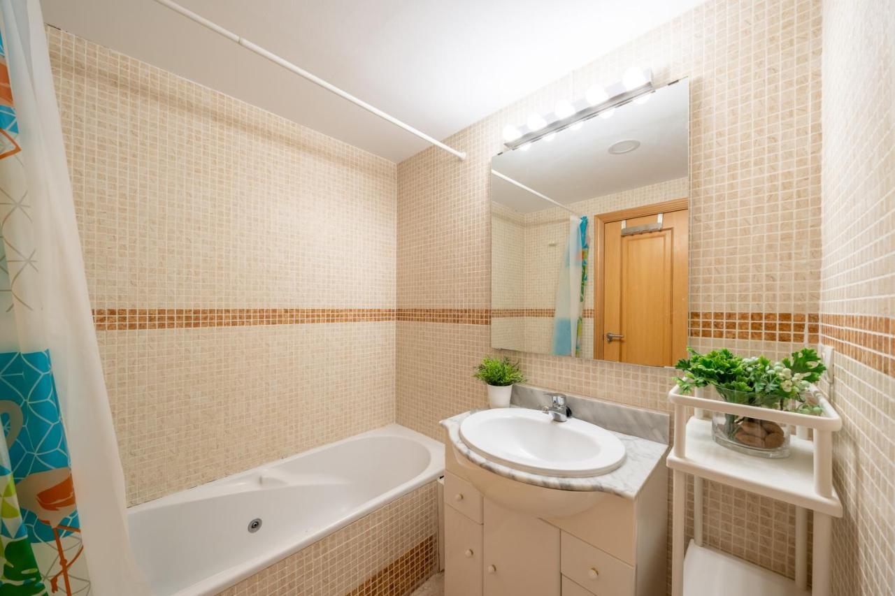 Apartamento Con Vistas Al Mar En Manilva Playa Esterno foto
