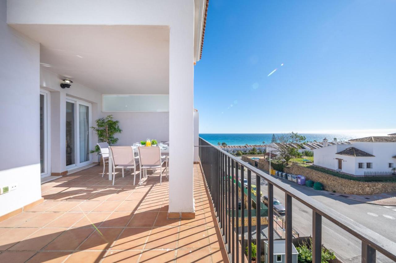 Apartamento Con Vistas Al Mar En Manilva Playa Esterno foto