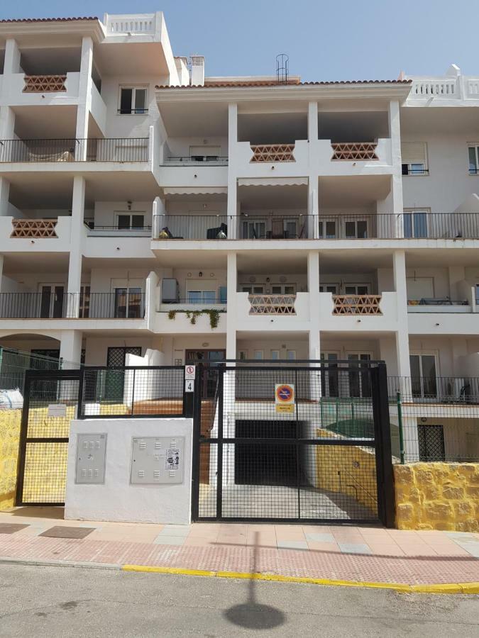 Apartamento Con Vistas Al Mar En Manilva Playa Esterno foto